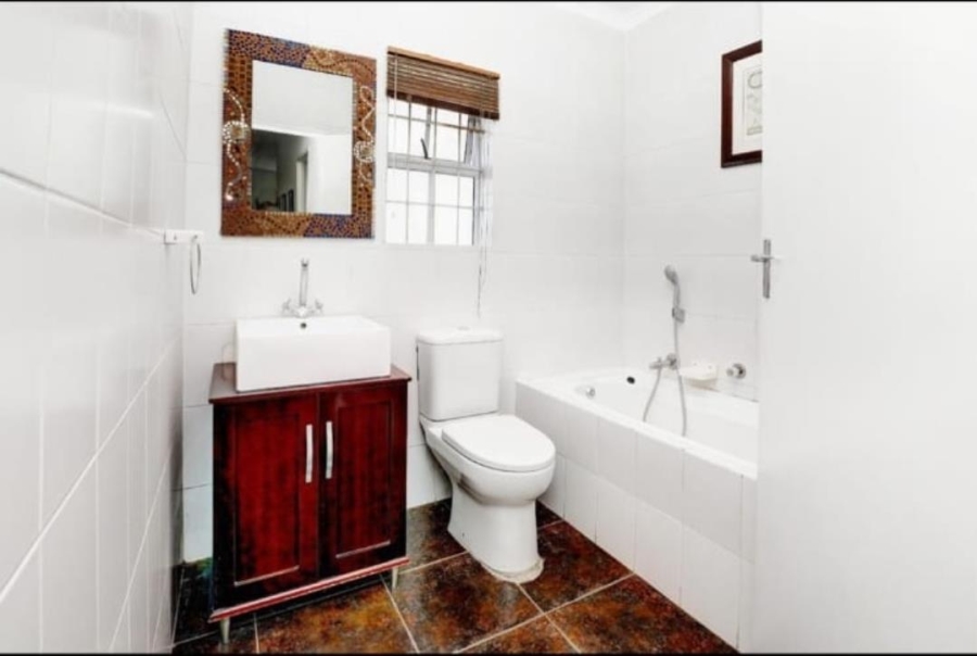 3 Bedroom Property for Sale in Wellway Park East Western Cape